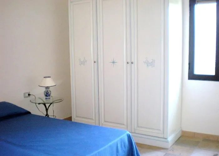 House 10' From The Sea, Ac, Garden, Parking, Wifi *