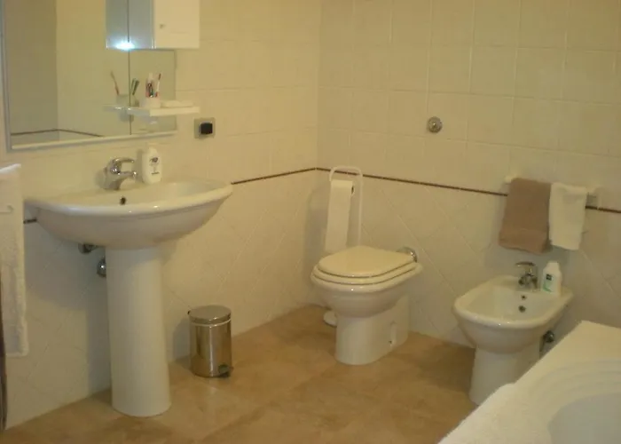 House 10' From The Sea, Ac, Garden, Parking, Wifi Annunziata (Sardinia)