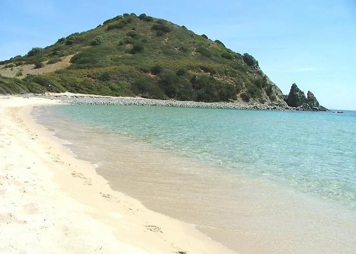 Hébergement de vacances House 10' From The Sea, Ac, Garden, Parking, Wifi Annunziata (Sardinia)