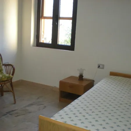 Holiday home House 10' From The Sea, Ac, Garden, Parking, Wifi