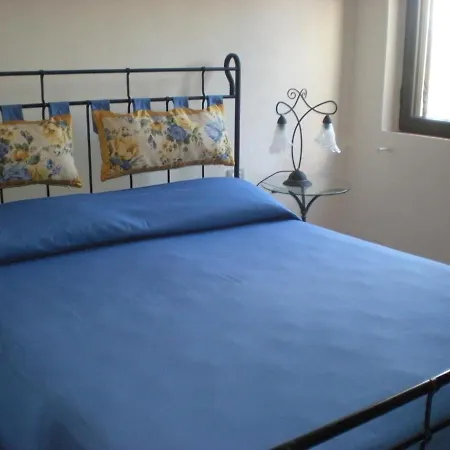 House 10' From The Sea, Ac, Garden, Parking, Wifi Annunziata (Sardinia)