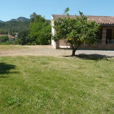 House 10' From The Sea, Ac, Garden, Parking, Wifi *