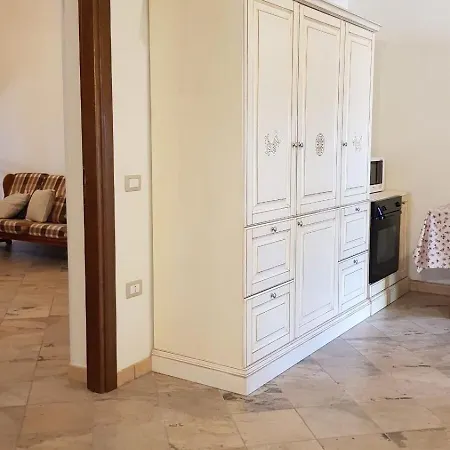 House 10' From The Sea, Ac, Garden, Parking, Wifi Casa vacanze