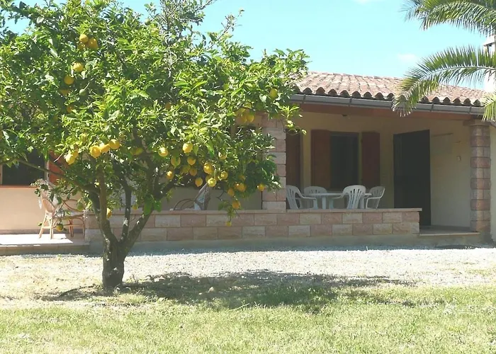 House 10' From The Sea, Ac, Garden, Parking, Wifi Vakantiehuis Annunziata (Sardinia)