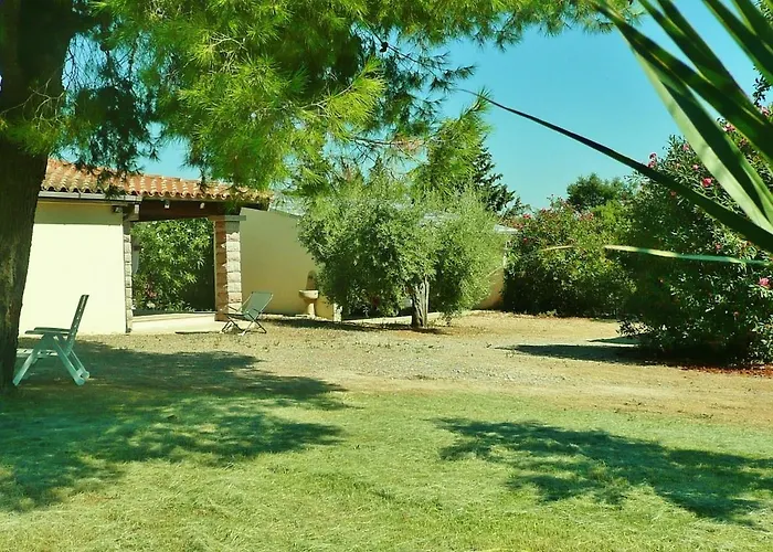 House 10' From The Sea, Ac, Garden, Parking, Wifi *