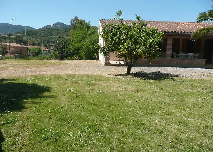 House 10' From The Sea, Ac, Garden, Parking, Wifi *
